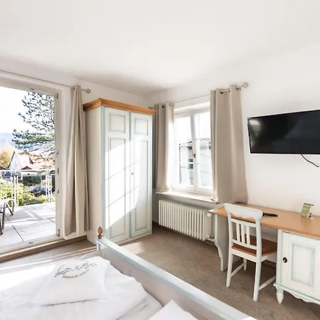 Pensjonat Braeuhotel Steig 3*