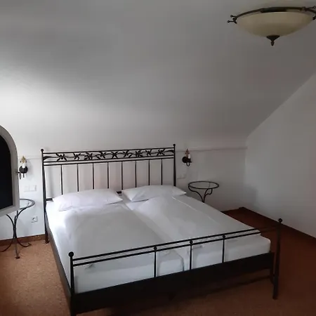 Pensjonat Braeuhotel Steig 3*