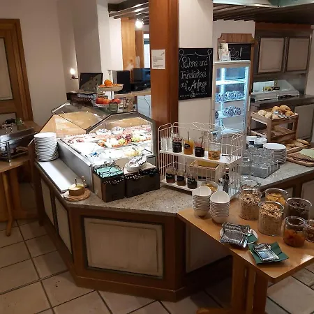 Braeuhotel Steig Pensjonat 3*